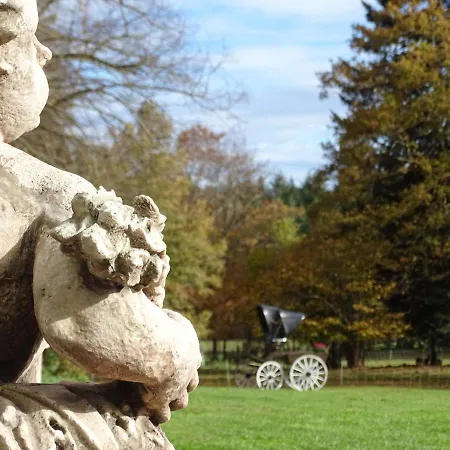 Chateau De La Forie Bed and breakfast